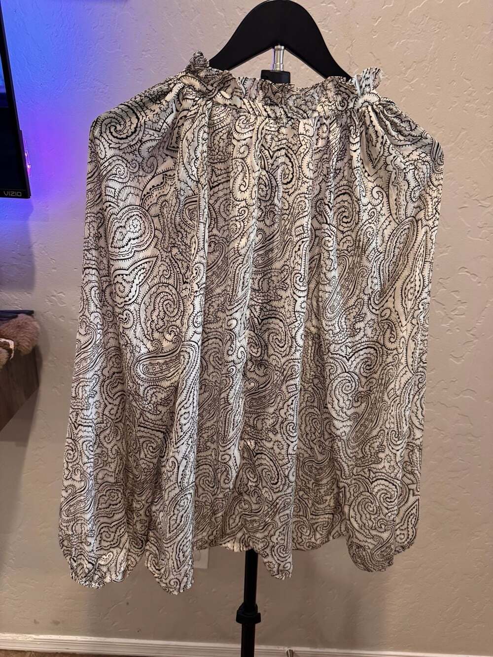 H&M Paisley Print Long Sleeve Frill-Trimmed Blouse Size Medium - Picture 7 of 11